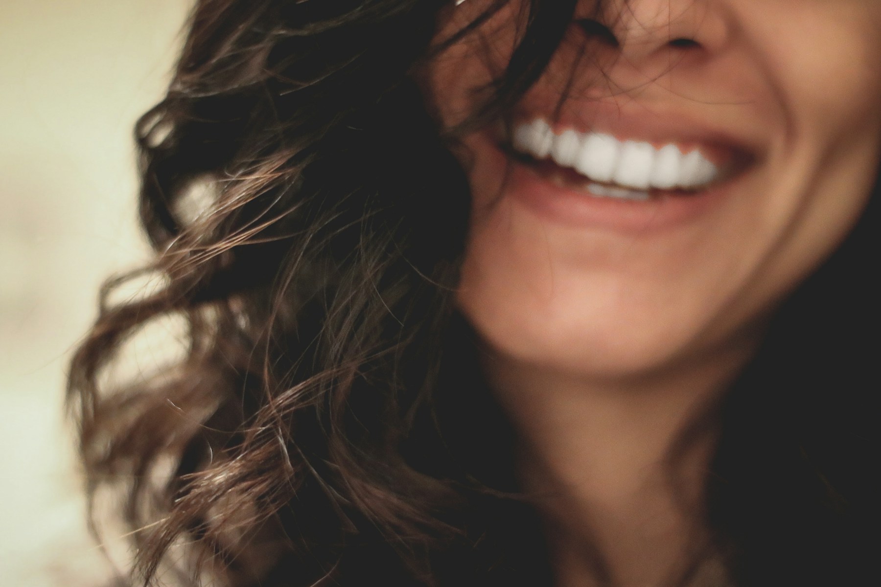 Ein natürliches Lächeln · Unsplash-Symbolbild